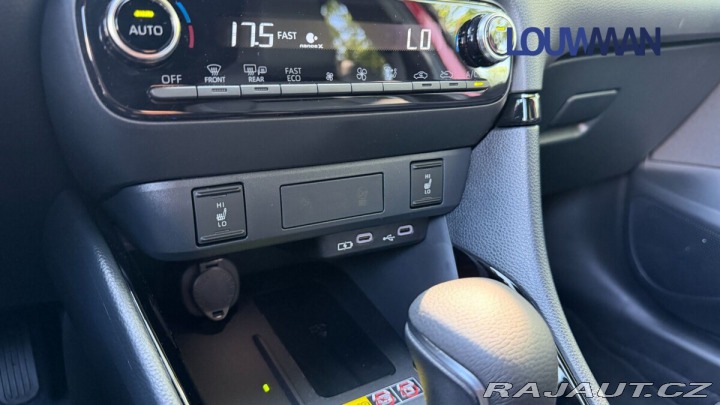 Toyota Yaris 1.5 HEV CVT EXECUTIVE 2026