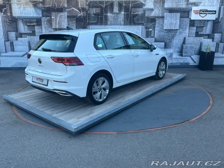 Volkswagen Golf 2.0TDi, 110KW,STYLE,MATRI 2022