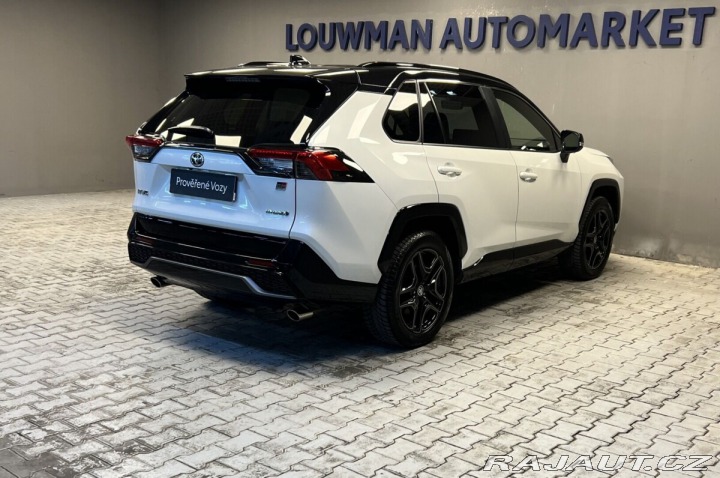 Toyota RAV4 GR SPORT 4WD e-CVT 2023