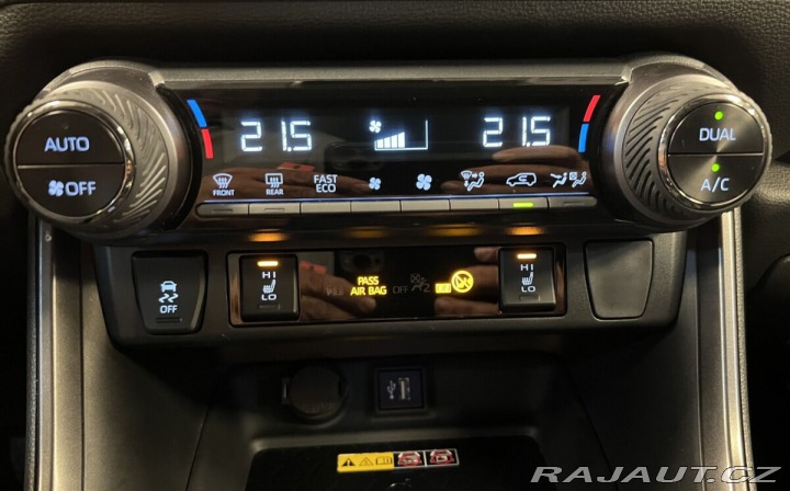 Toyota RAV4 GR SPORT 4WD e-CVT 2023