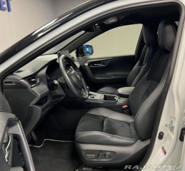 Toyota RAV4 GR SPORT 4WD e-CVT 2023