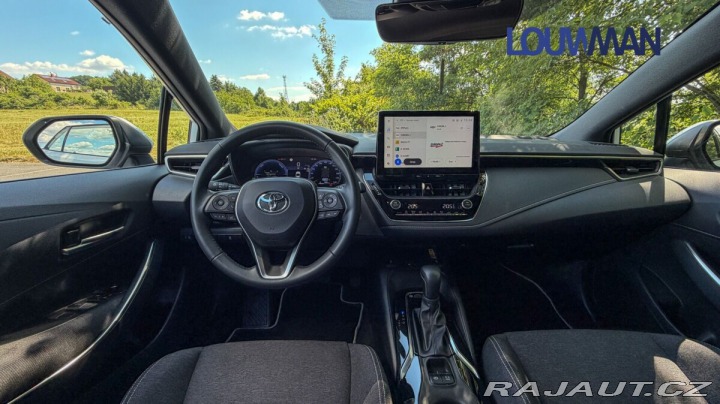 Toyota Corolla 2.0 HEV e-CVT COMFORT TEC 2025