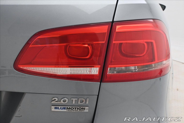 Volkswagen Passat 2,0 TDI 103kW DSG Nová ST 2013