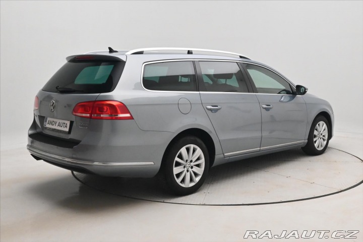 Volkswagen Passat 2,0 TDI 103kW DSG Nová ST 2013