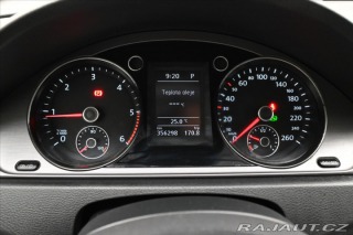 Volkswagen Passat 2,0 TDI 103kW DSG Nová ST 2013
