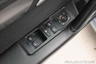 Volkswagen Passat 2,0 TDI 103kW DSG Nová ST 2013