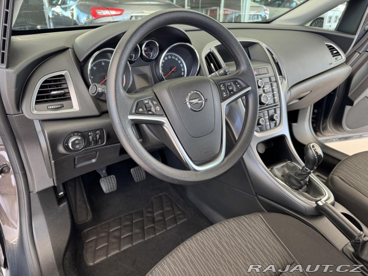 Opel Astra 1,7CDTi 81kW*Tempomat*ALU 2015