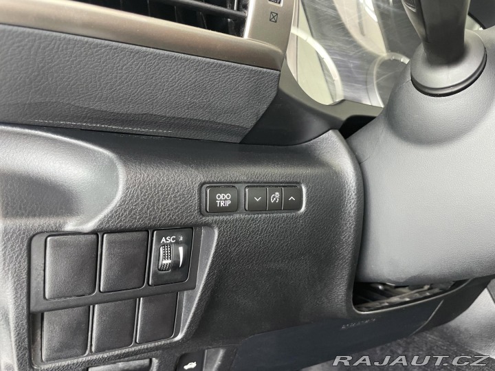Lexus Ostatní modely IS 300h IS 300h*AUT*Hybrid*Kamera 2014