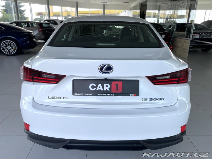 Lexus Ostatní modely IS 300h IS 300h*AUT*Hybrid*Kamera 2014