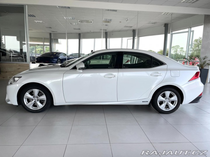 Lexus Ostatní modely IS 300h IS 300h*AUT*Hybrid*Kamera 2014