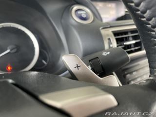 Lexus Ostatní modely IS 300h IS 300h*AUT*Hybrid*Kamera 2014