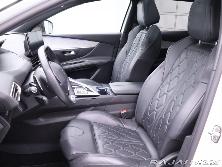 Peugeot 3008 1,6 PureTech 133kW Automa 2021