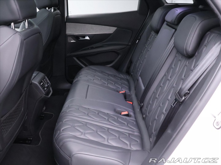 Peugeot 3008 1,6 PureTech 133kW Automa 2021