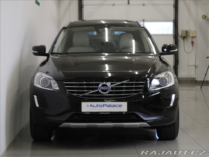 Volvo XC60 2,0 D4 AT Summum VÝPRODEJ 2015