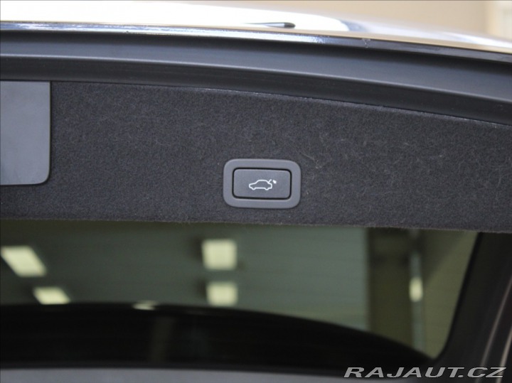 Volvo XC60 2,0 D4 AT Summum VÝPRODEJ 2015