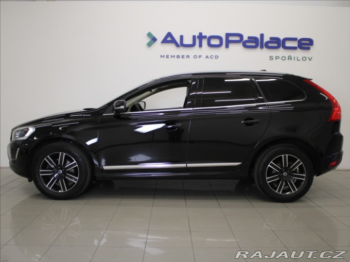 Volvo XC60 2,0 D4 AT Summum VÝPRODEJ 2015