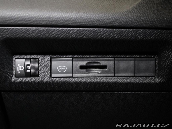 Peugeot 408 1,2 PT 96kW AT Tažné 1.ma 2024