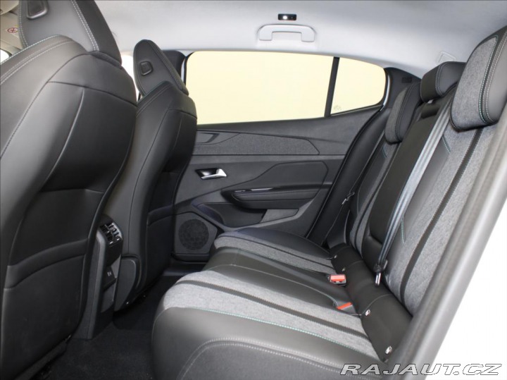 Peugeot 408 1,2 PT 96kW AT Tažné 1.ma 2024