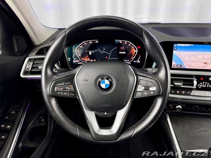 BMW 3 320d xDrive AT LUXURY LIN 2022