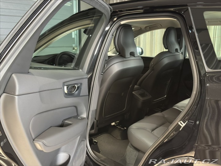 Volvo XC60 2,0 B5 Plus Dark 2026