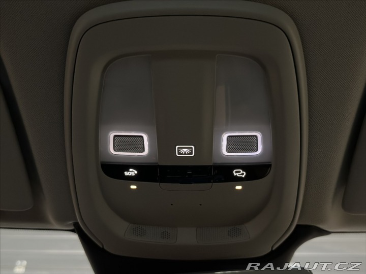 Volvo XC60 2,0 B5 Plus Dark 2026