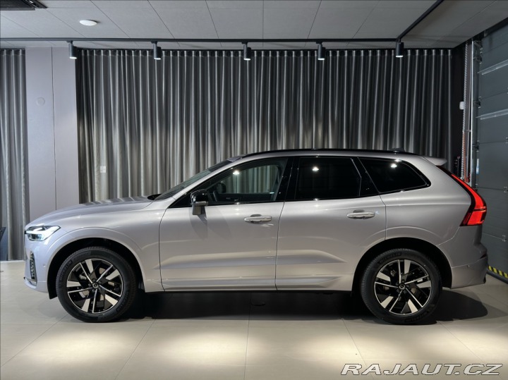 Volvo XC60 2,0 B5  Plus Dark 2026
