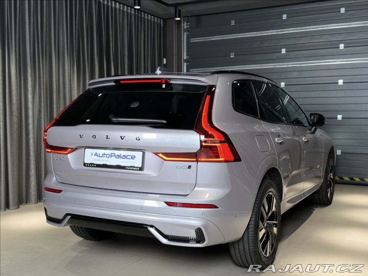Volvo XC60 2,0 B5 Plus Dark 2026