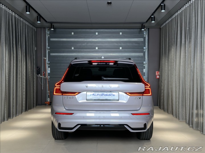 Volvo XC60 2,0 B5 Plus Dark 2026