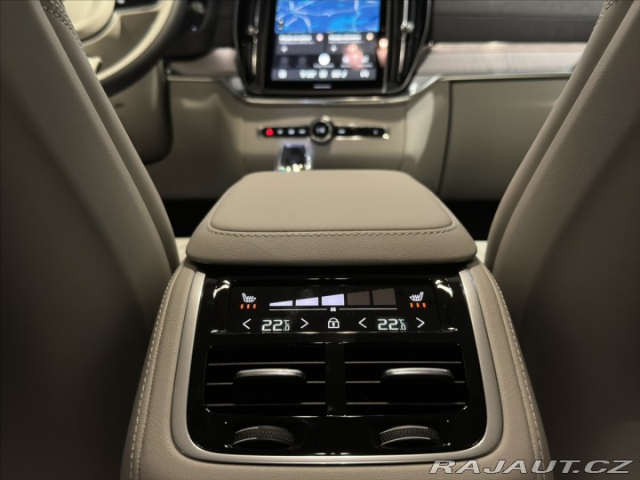 Volvo XC90 2,0 T8 Plus Bright 2026