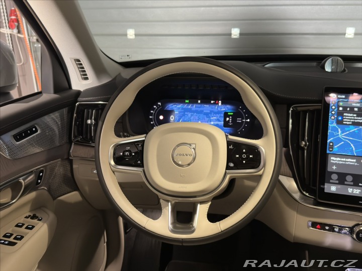 Volvo XC90 2,0 T8 Plus Bright 2026