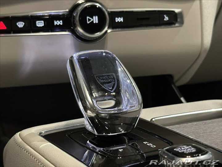 Volvo XC90 2,0 T8 Plus Bright 2026