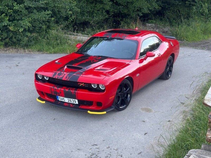 Dodge Challenger 6,4 R/T SCAT PACK