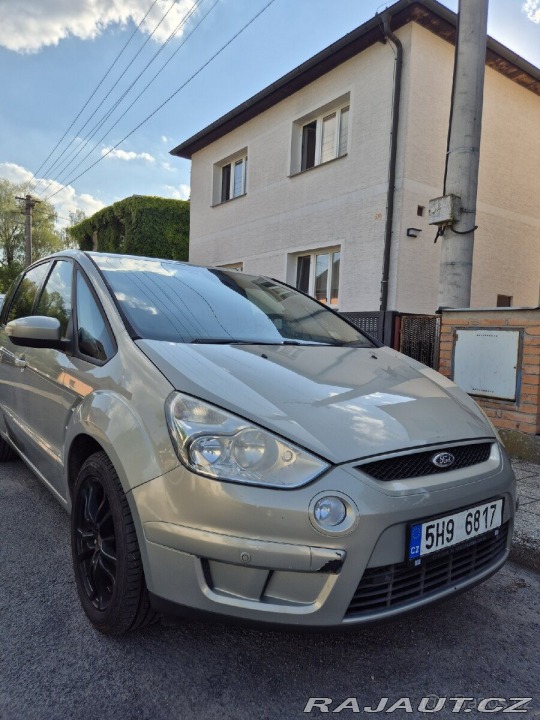 Ford S-MAX 2,0 TDCi 85 kW, 7 míst, 2009