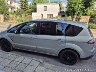 Ford S-MAX 2,0 TDCi 85 kW, 7 míst, 2009