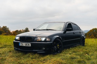 BMW 3 3,0   e46 i330
