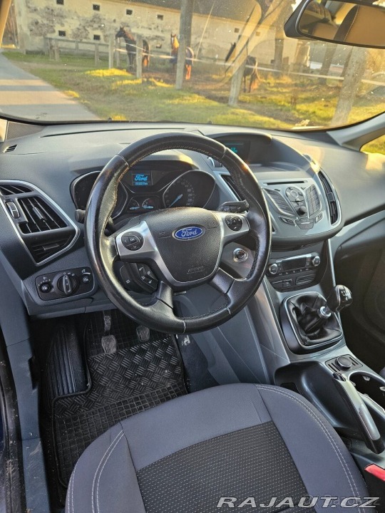 Ford Grand C-MAX 1,6 Titanium - 7 míst 2015