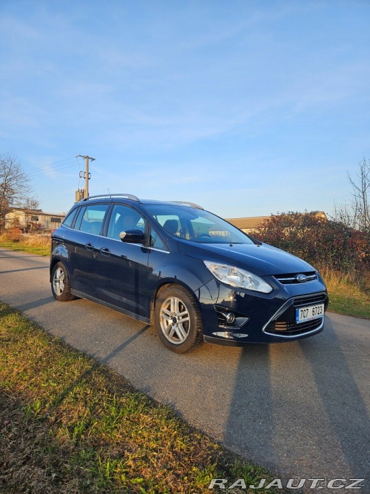 Ford Grand C-MAX 1,6 Titanium - 7 míst 2015
