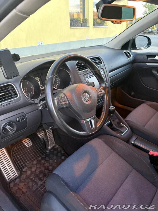 Volkswagen Golf 1,6 TDI | Style | 77 kW 2011