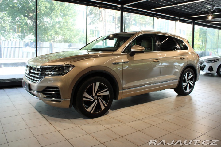 Volkswagen Touareg V6 TDi 210kW 4MOTION ACC/ 2018
