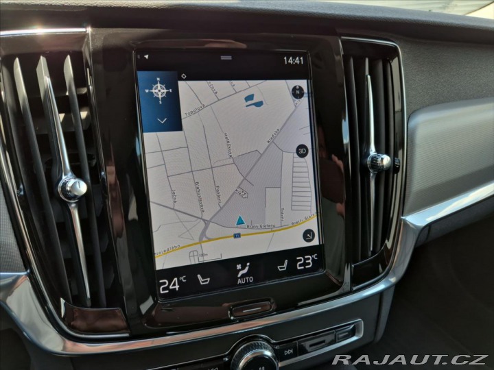 Volvo V90 2,0 B4 FWD Momentum Advan 2021