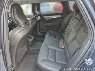 Volvo V90 2,0 B4 FWD Momentum Advan 2021