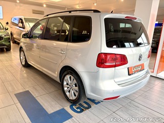 Volkswagen Touran 2.0 TDI 2011