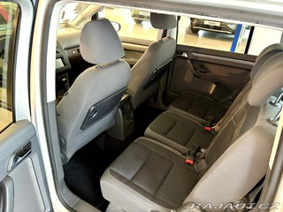 Volkswagen Touran 2.0 TDI 2011