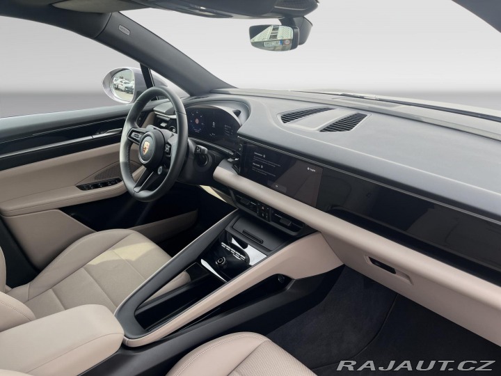 Porsche Macan Electric 2025