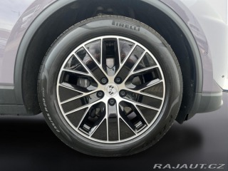 Porsche Macan Electric 2025