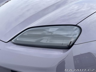 Porsche Macan Electric 2025