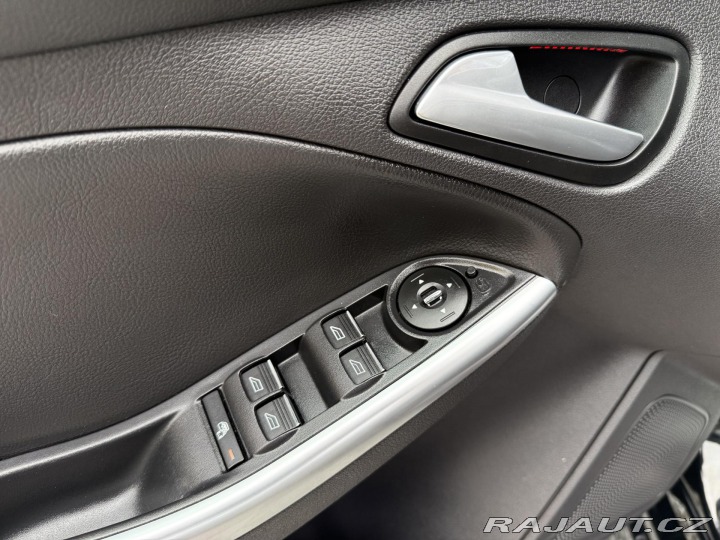 Ford Focus 2,0i 184kW ST REZERVACE 2013