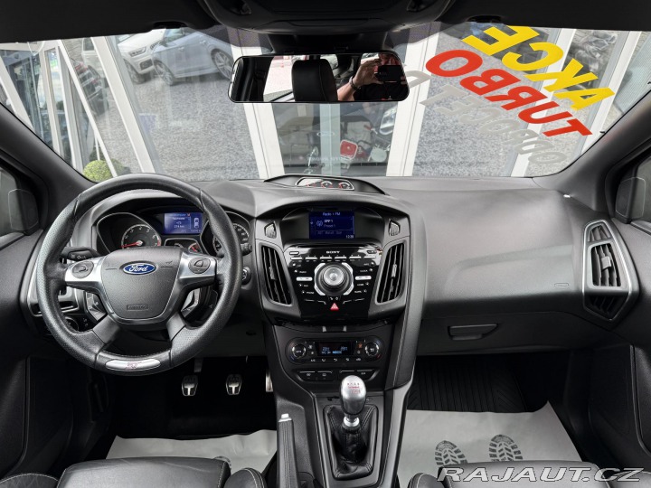 Ford Focus 2,0i 184kW ST REZERVACE 2013