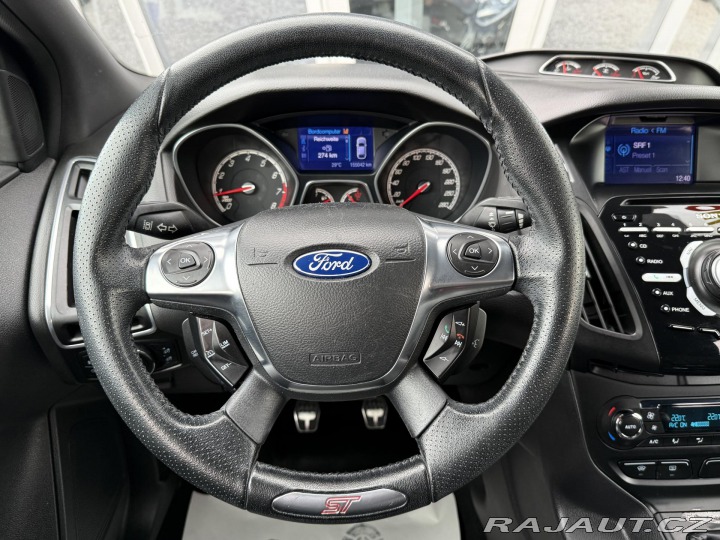 Ford Focus 2,0i 184kW ST REZERVACE 2013