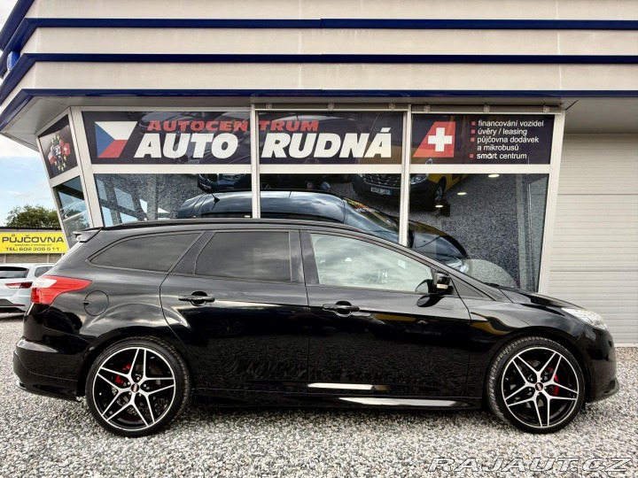 Ford Focus 2,0i 184kW ST REZERVACE 2013
